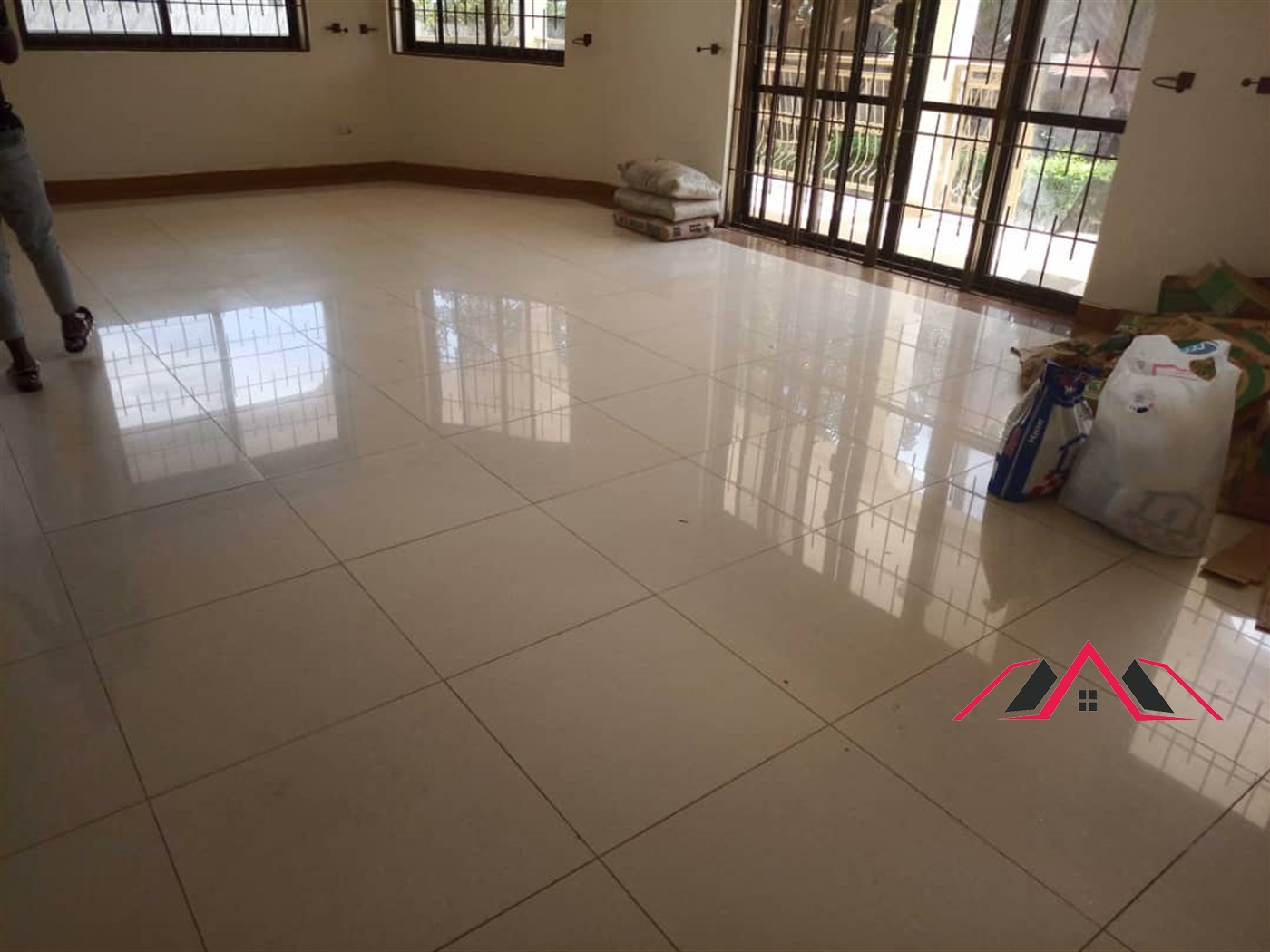 Mansion for rent in Buziga Kampala