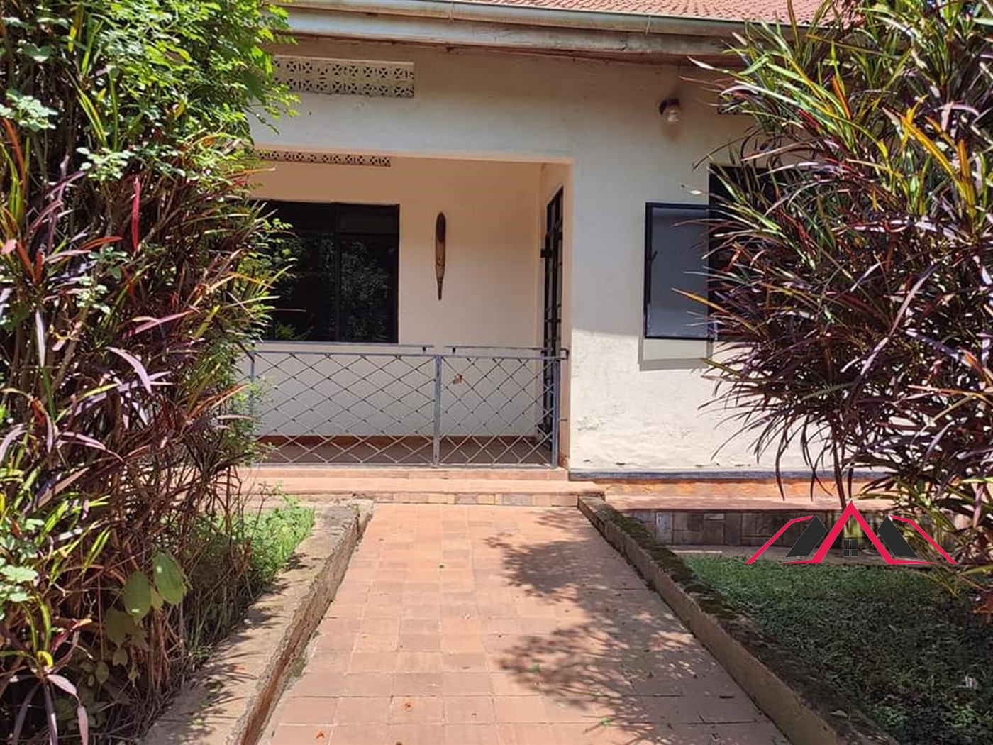 Semi Detached for rent in Gayaza Kampala