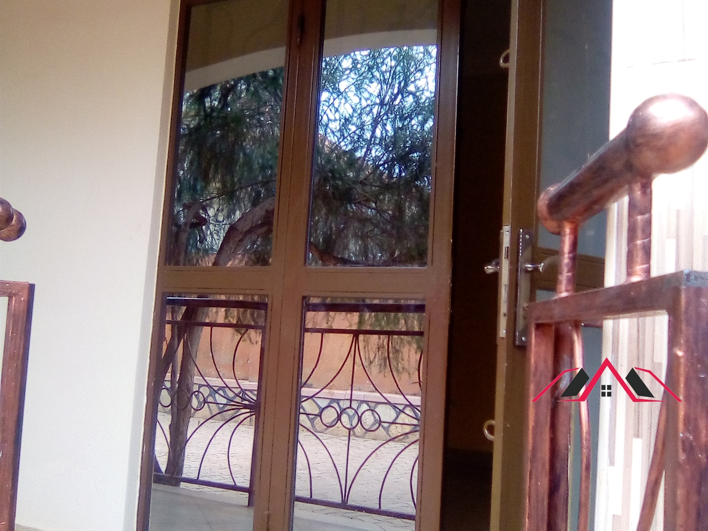 Semi Detached for rent in Kisaasi Kampala