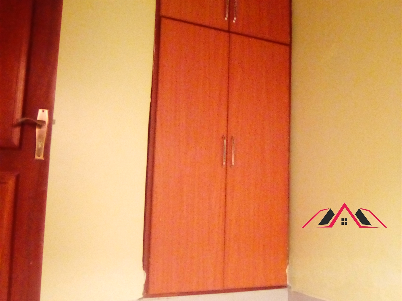 Semi Detached for rent in Kisaasi Kampala