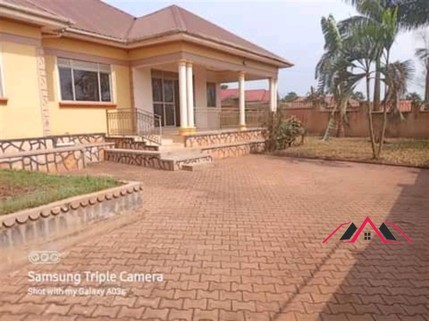 Bungalow for rent in Kyaliwajjala Kampala