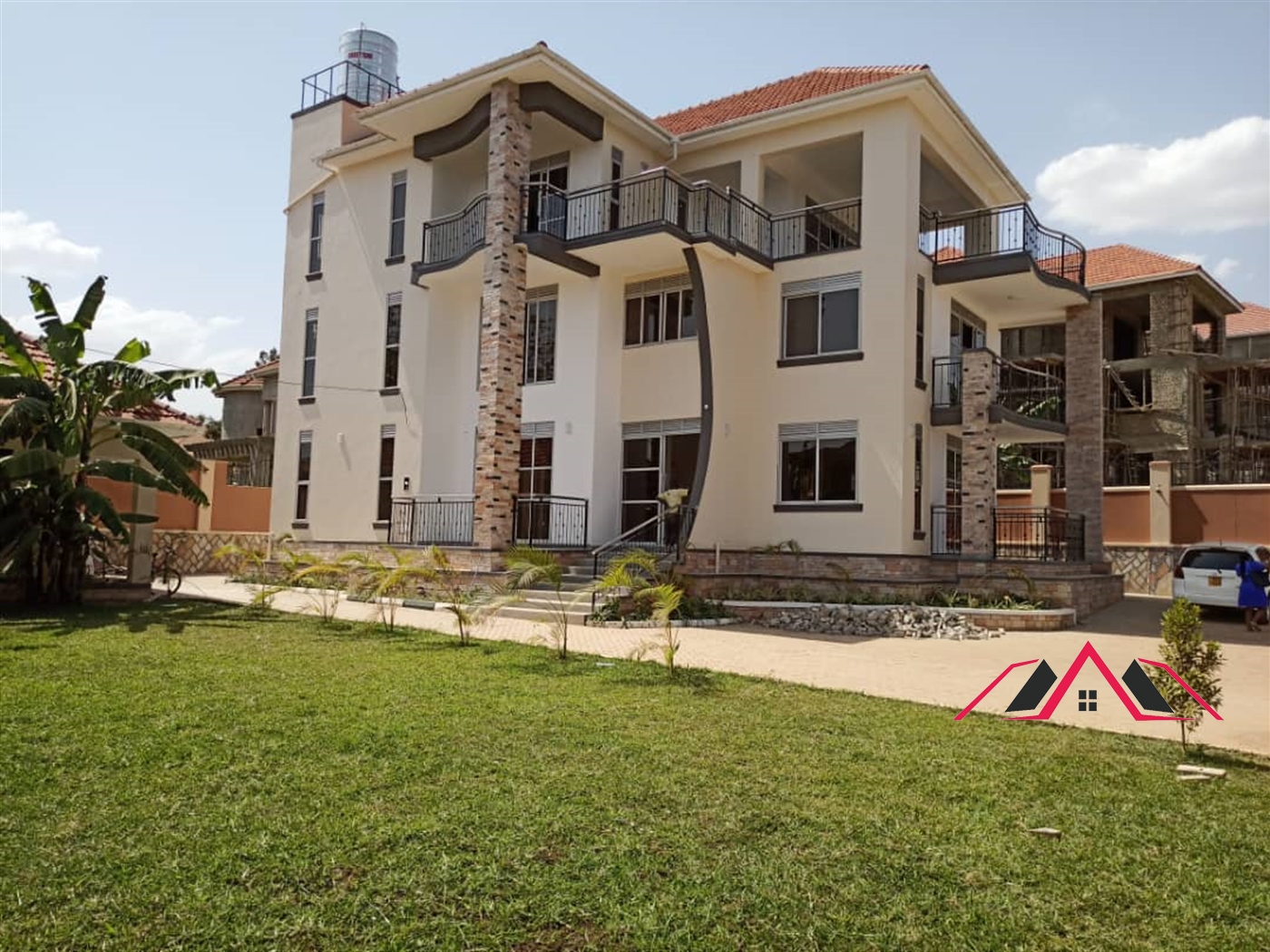 Mansion for sale in Munyonyo Kampala