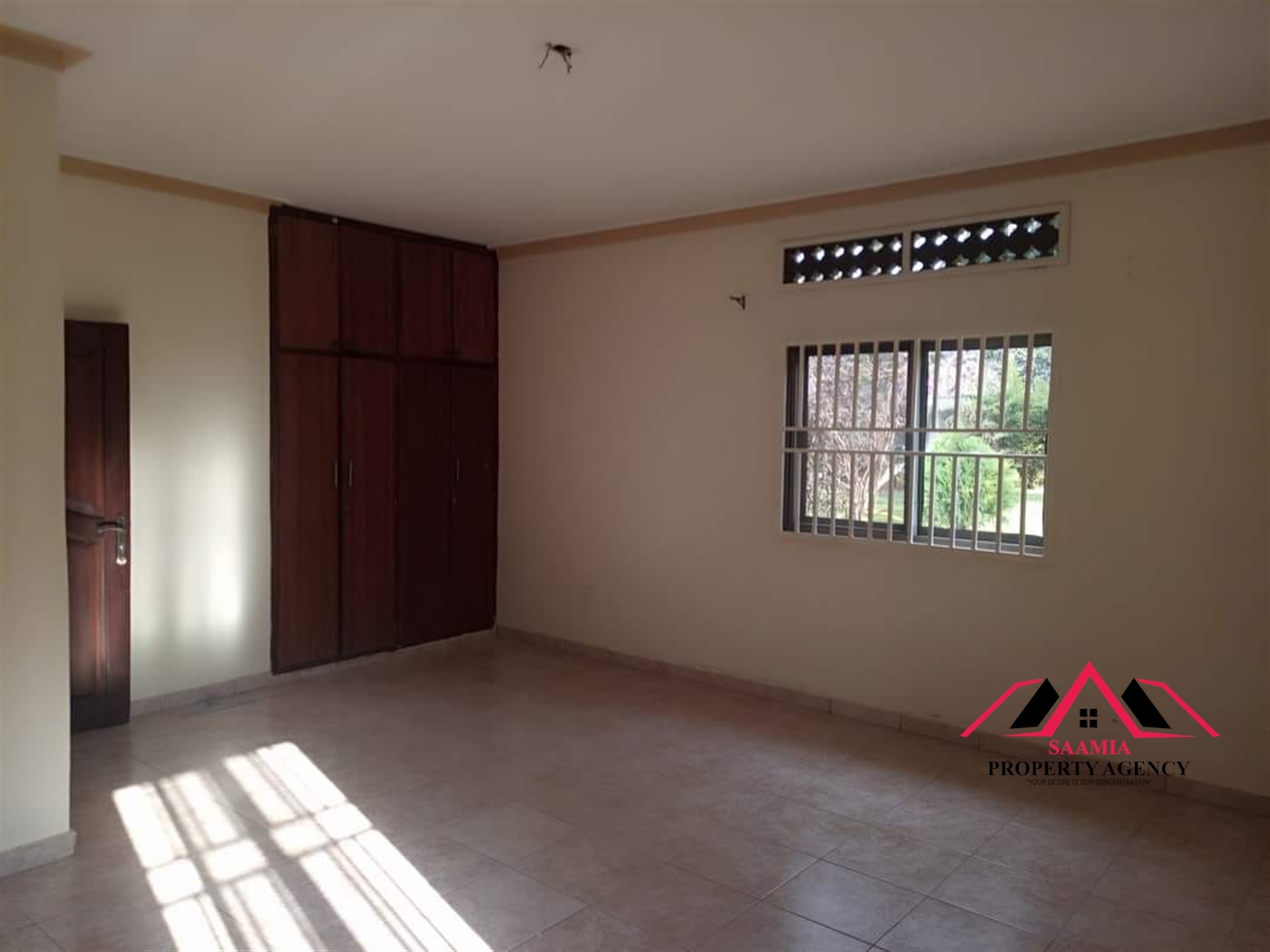 Bungalow for rent in Mutungo Kampala