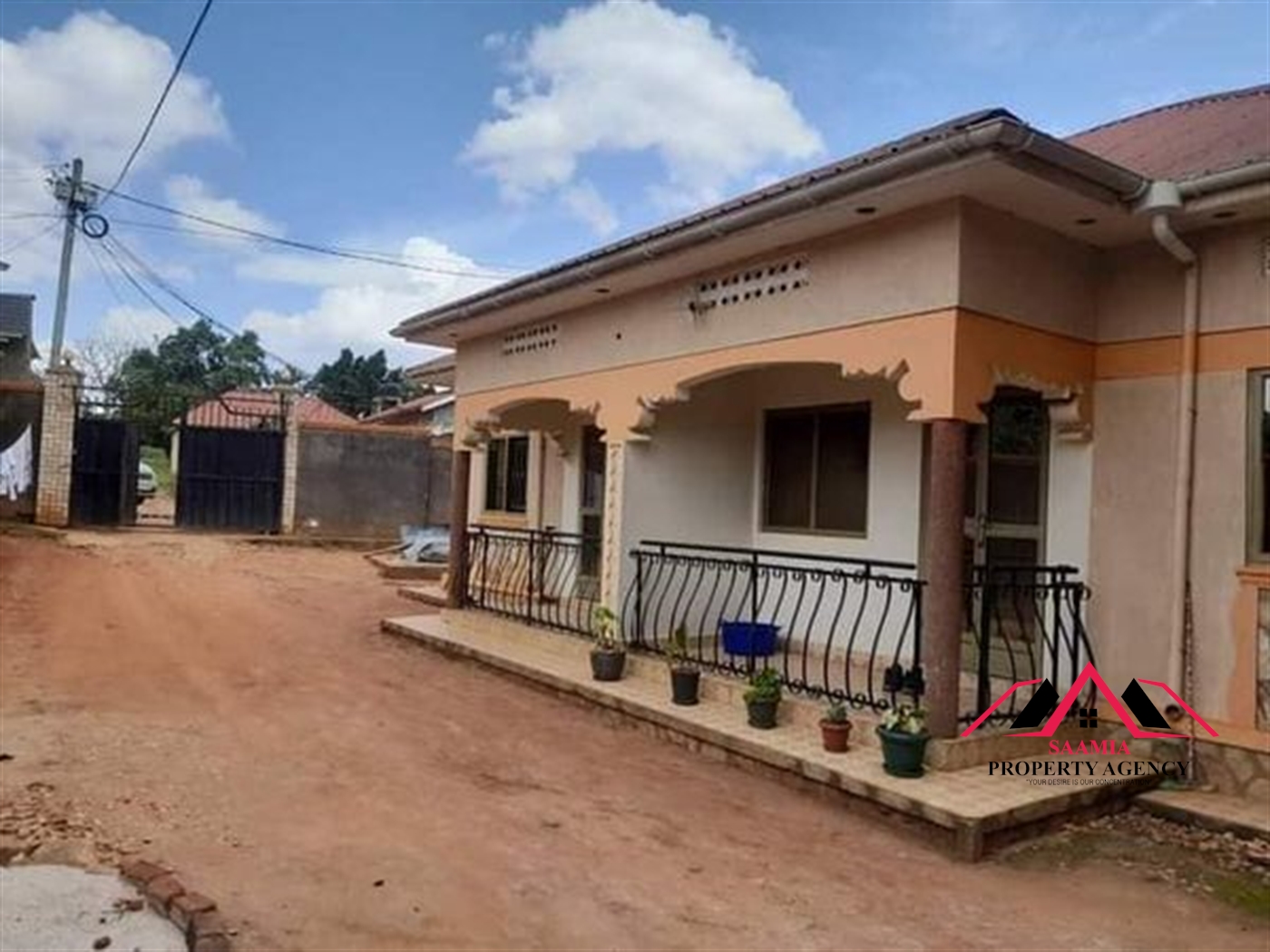 Semi Detached for rent in Kisaasi Kampala