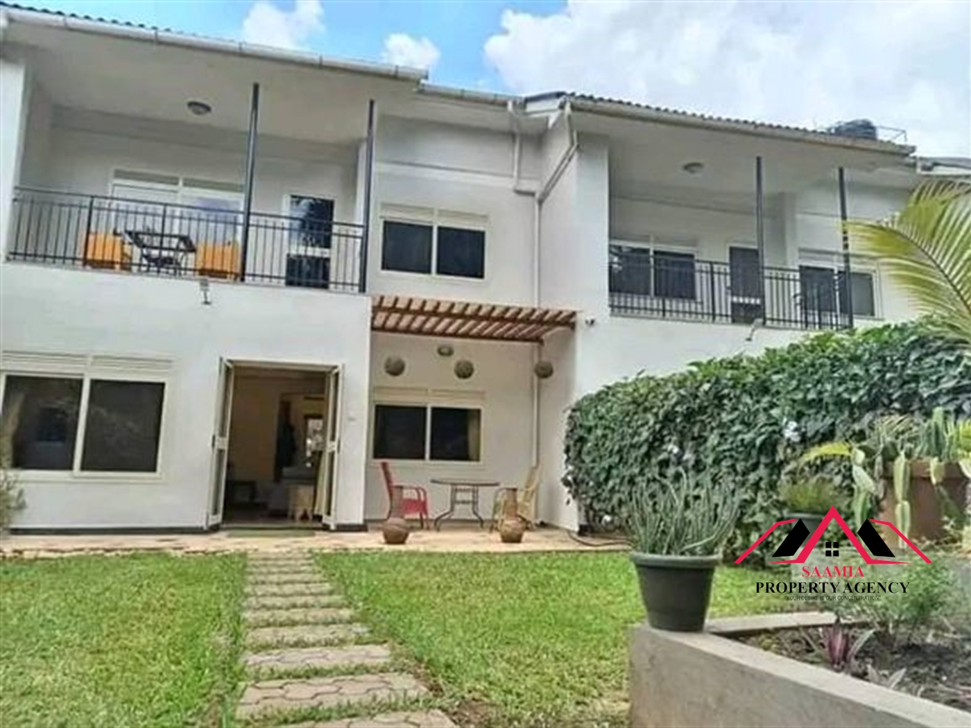 Duplex for rent in Bugoloobi Kampala