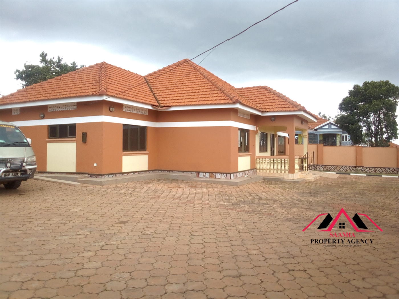 Bungalow for rent in Kiwaatule Kampala