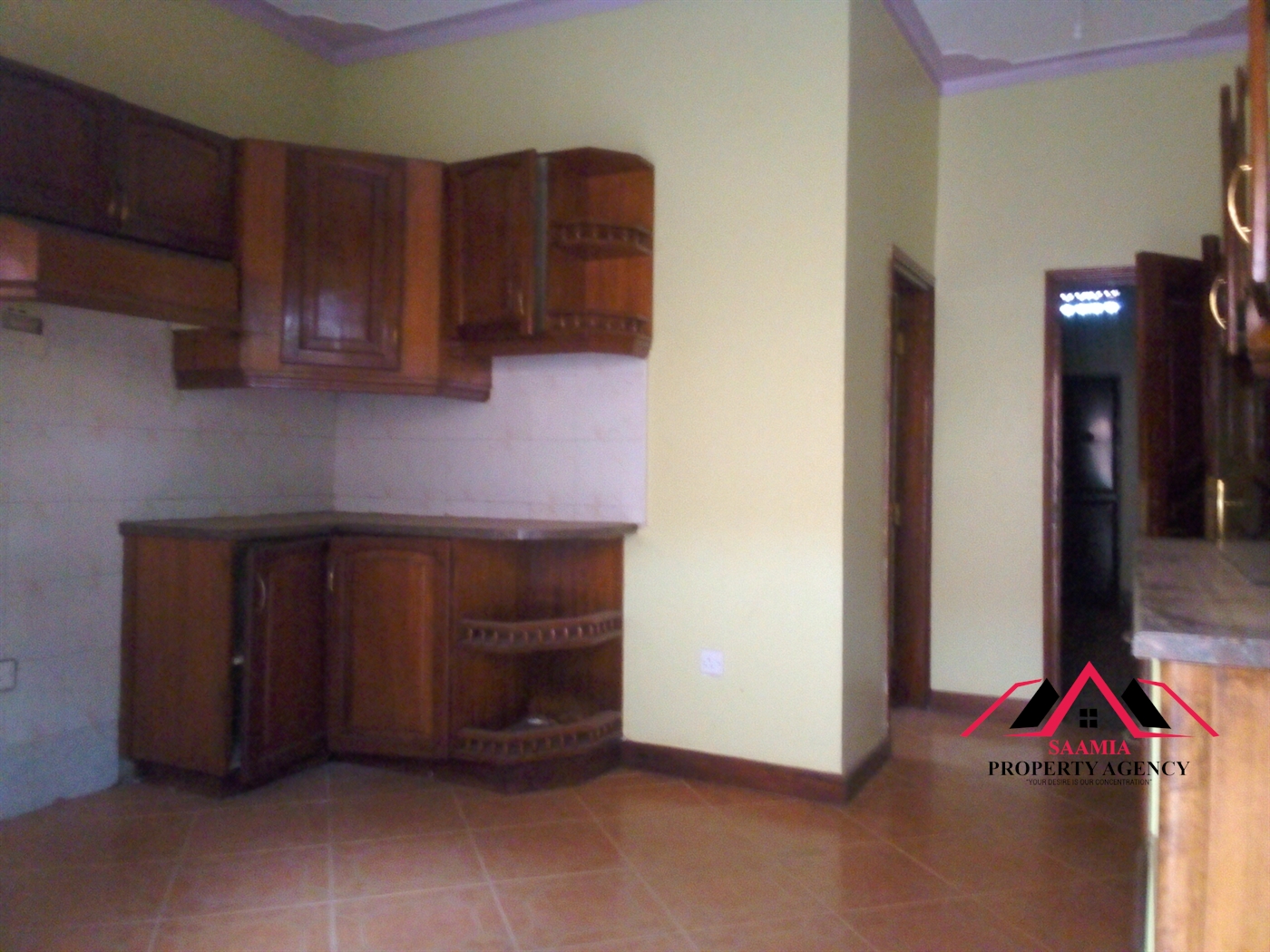 Bungalow for rent in Kiwaatule Kampala