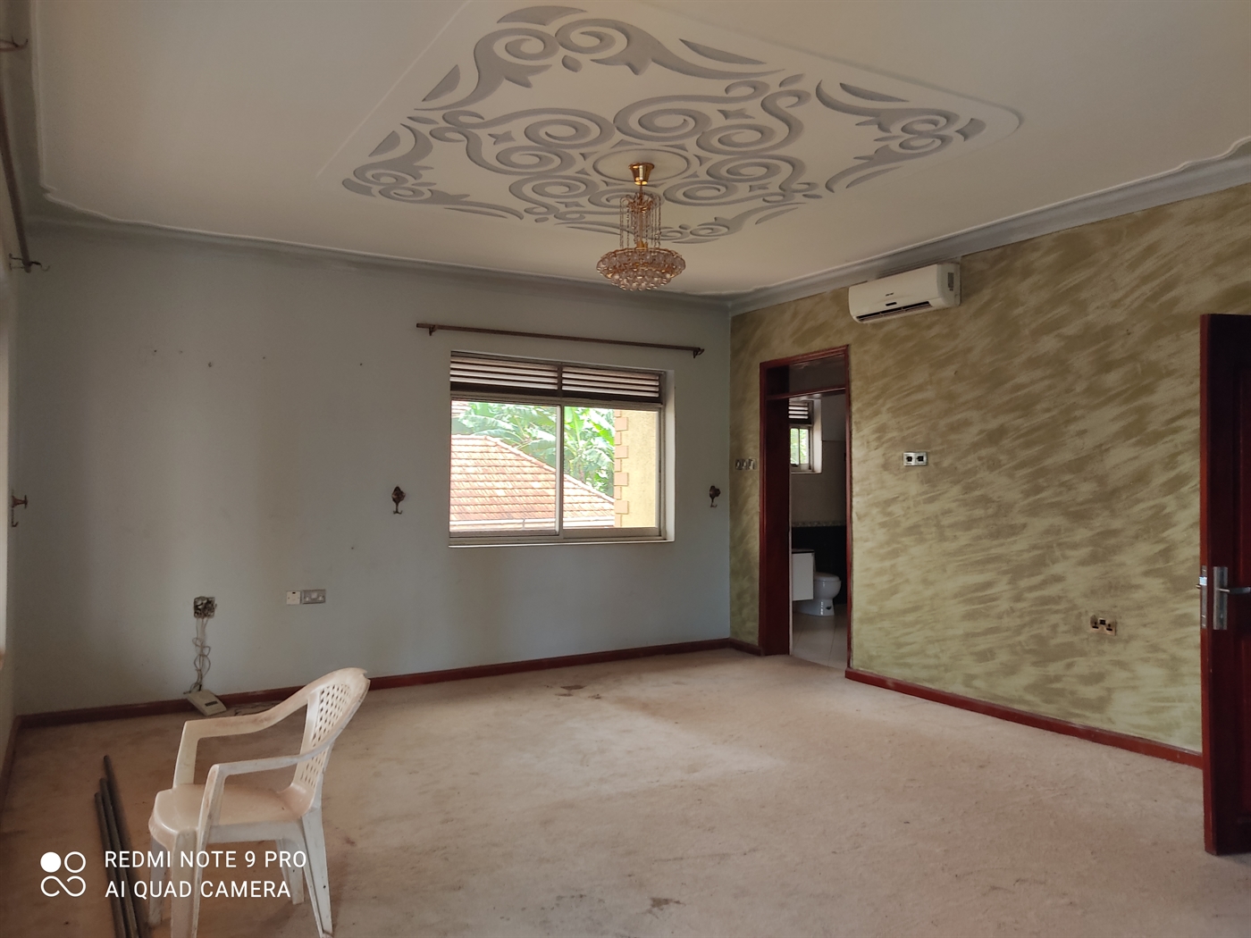 Storeyed house for sale in Namugongo Wakiso