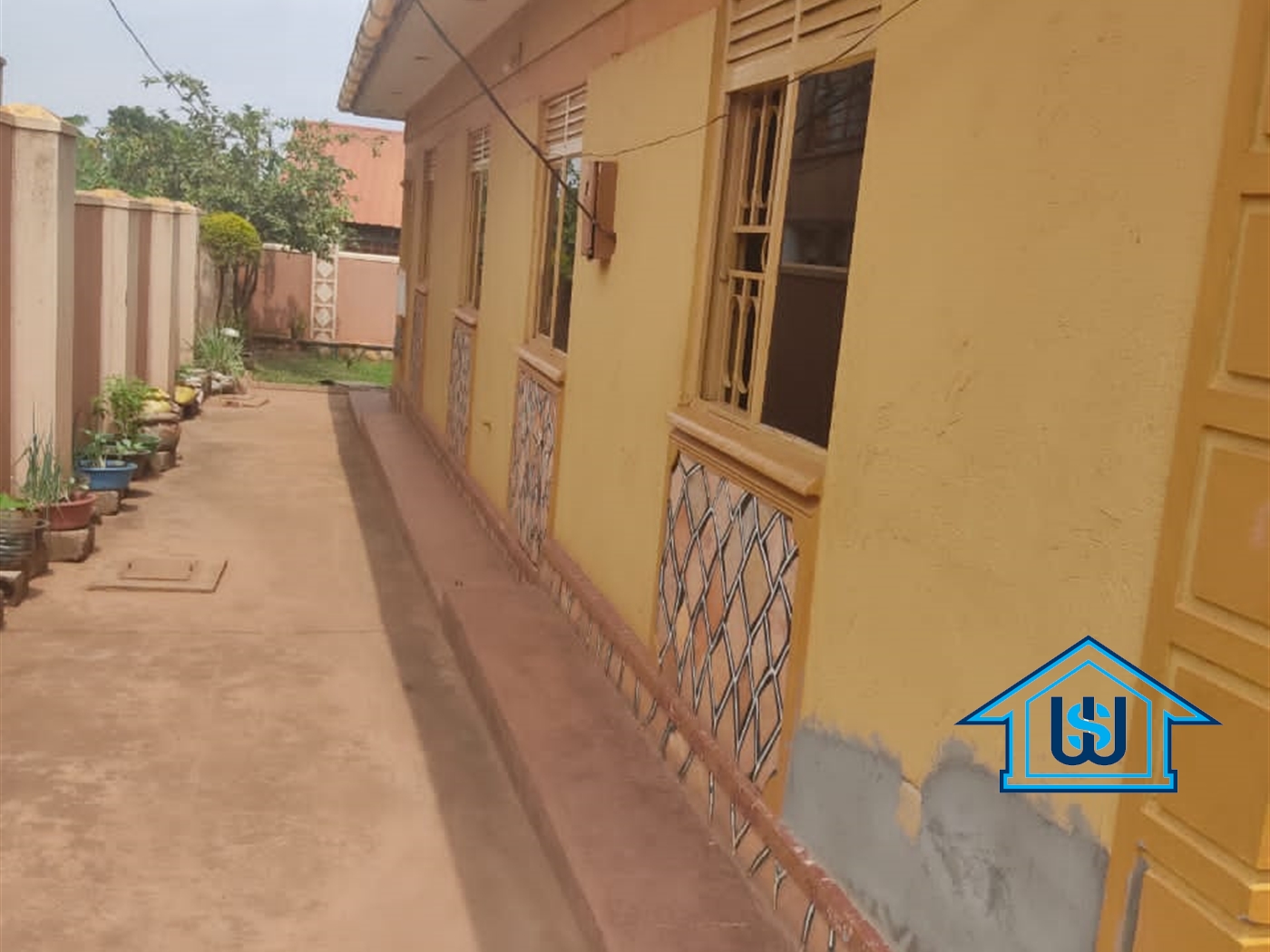 Bungalow for sale in Kira Wakiso