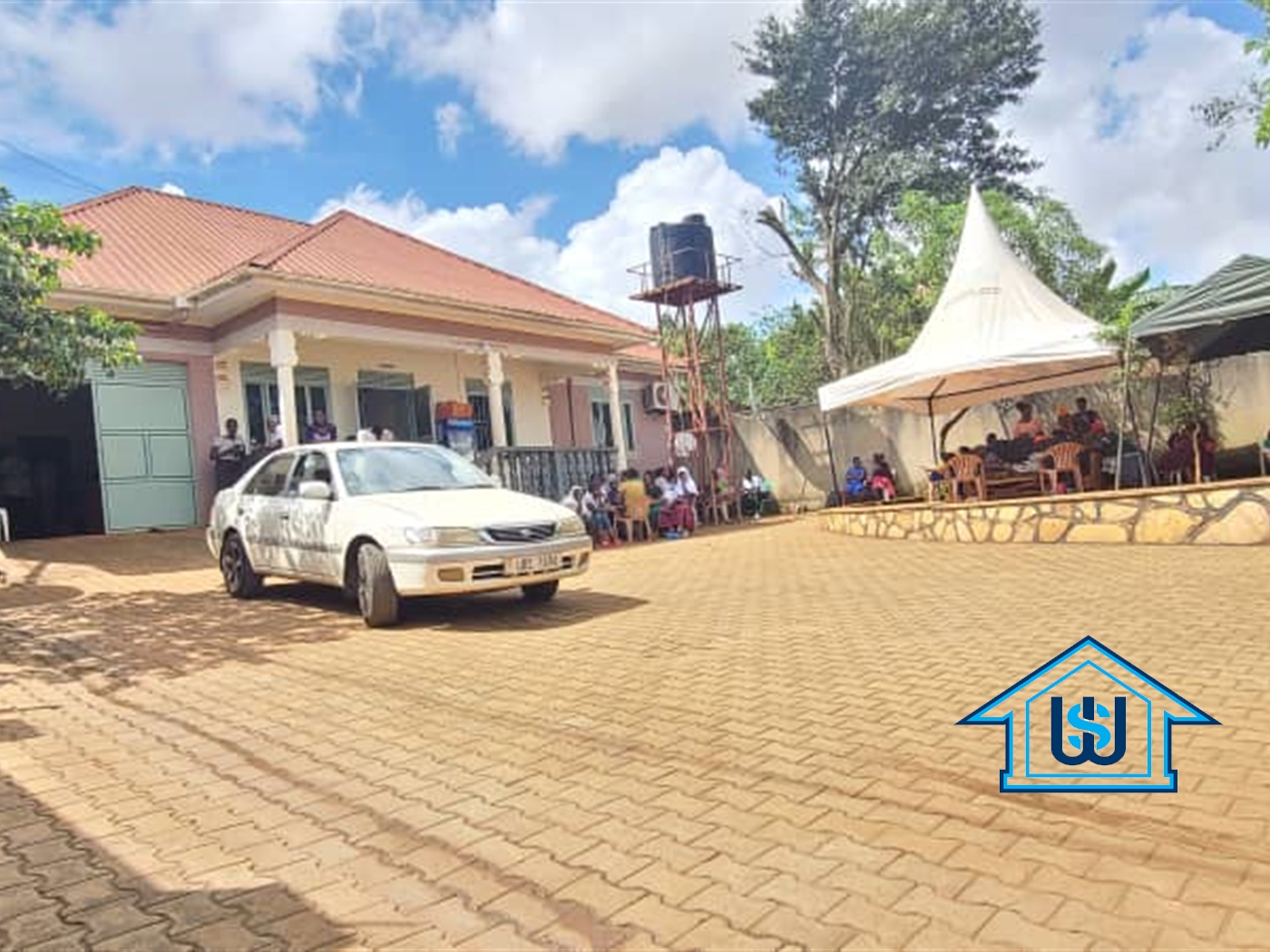 Bungalow for sale in Butto Mukono