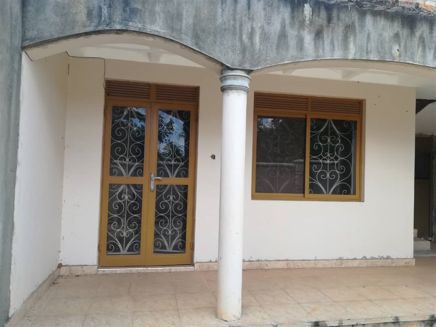 Storeyed house for rent in Namilyango Mukono