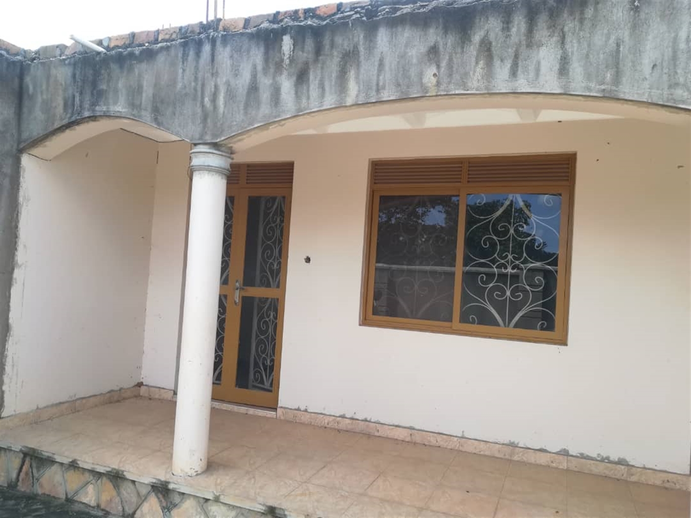 Storeyed house for rent in Namilyango Mukono