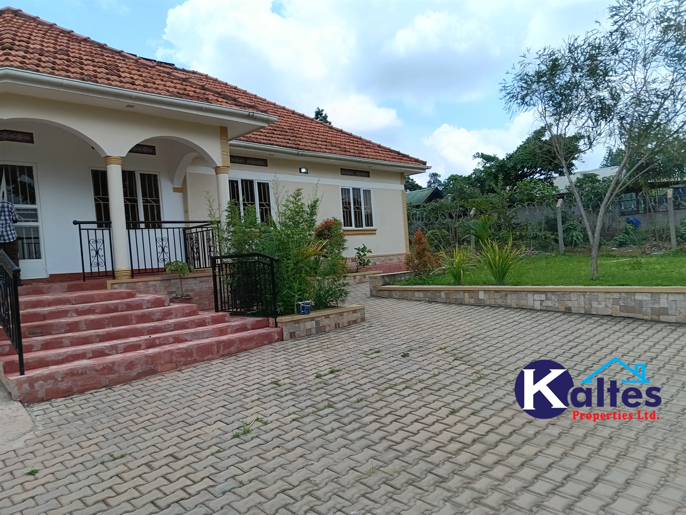 Bungalow for rent in Kyetume Mukono