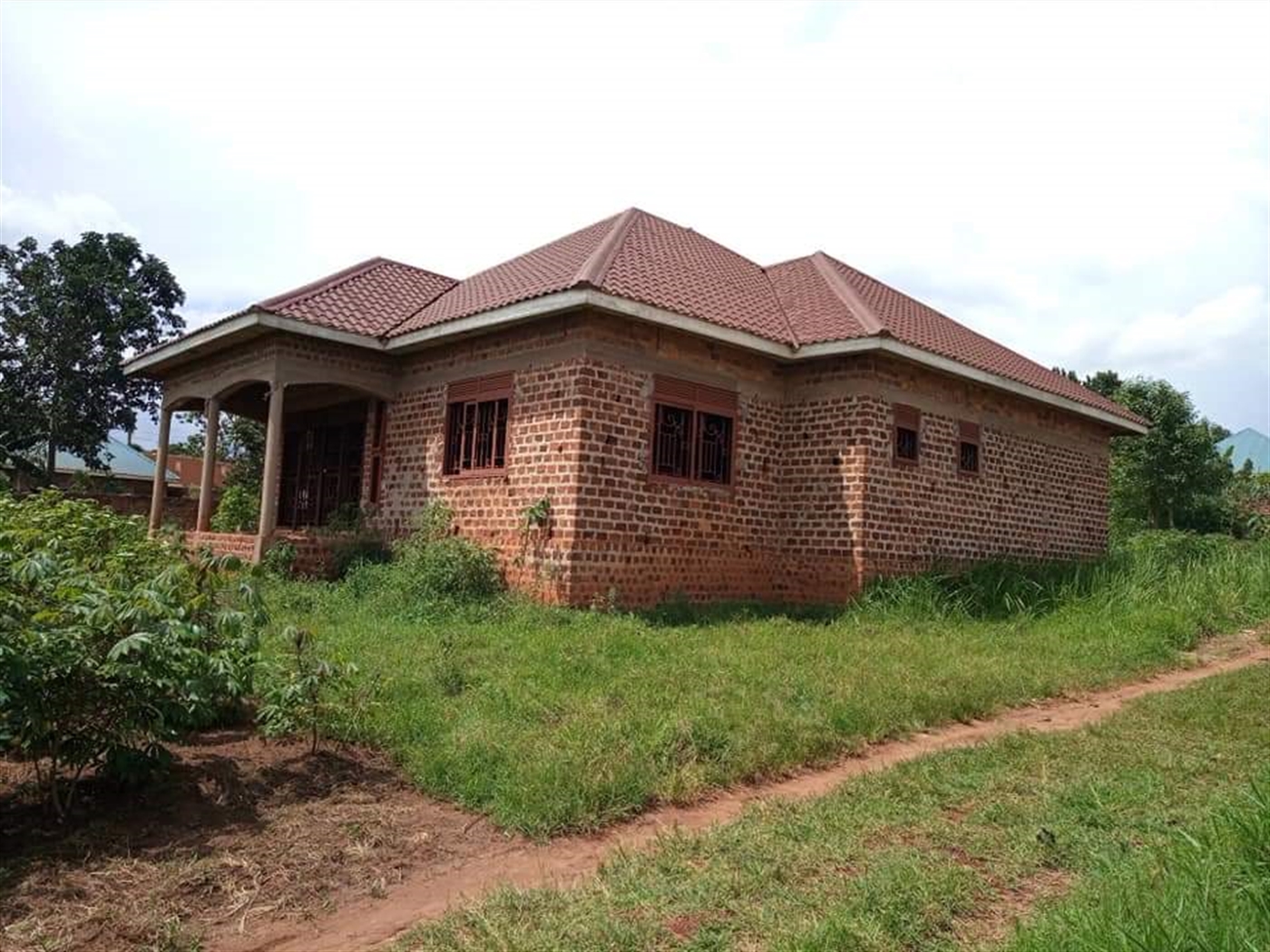 Shell House for sale in Mpererwe Kampala