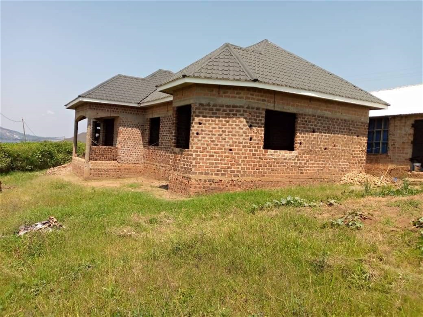 Shell House for sale in Kajjansi Wakiso