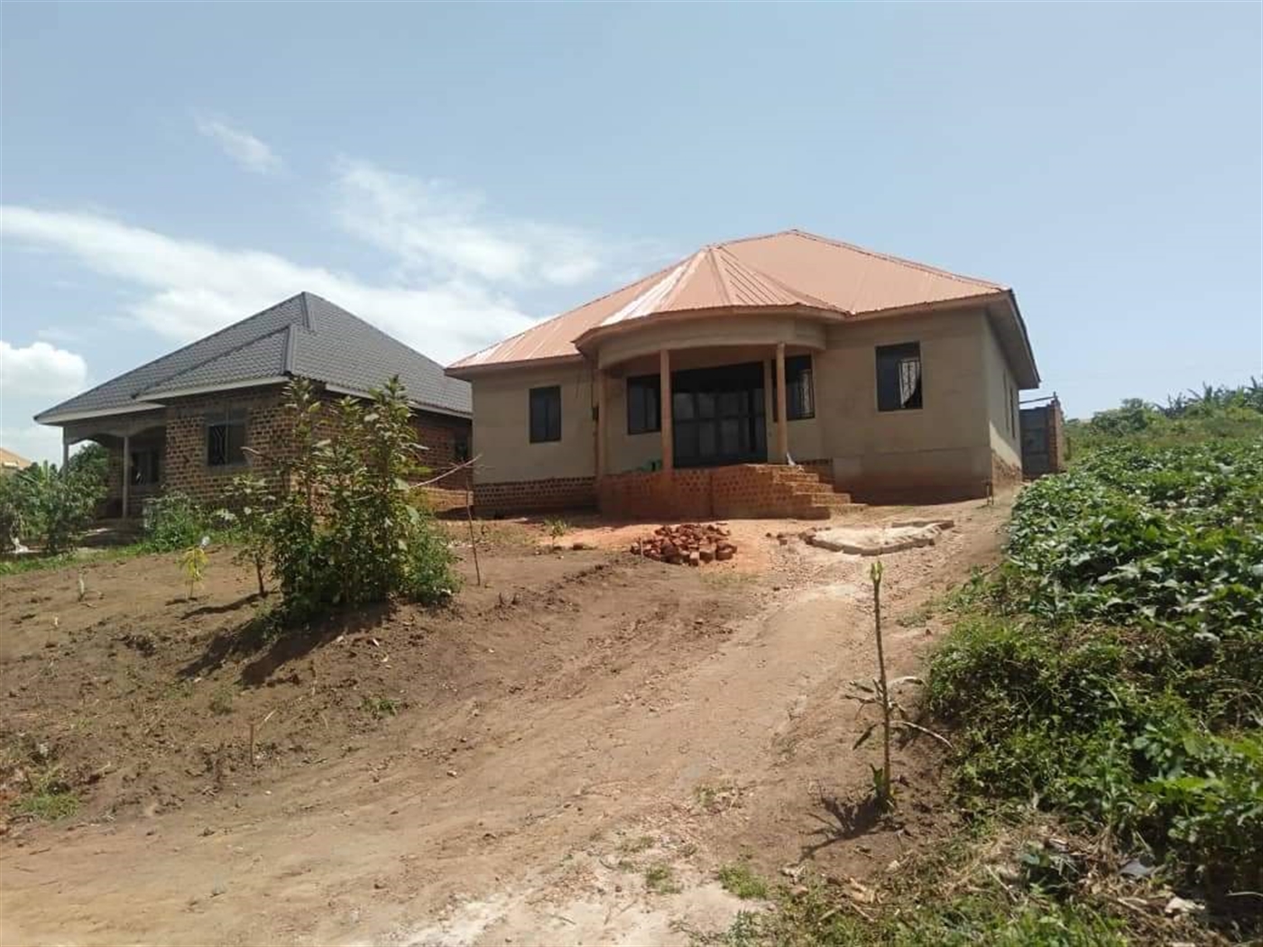 Shell House for sale in Kitovu Wakiso