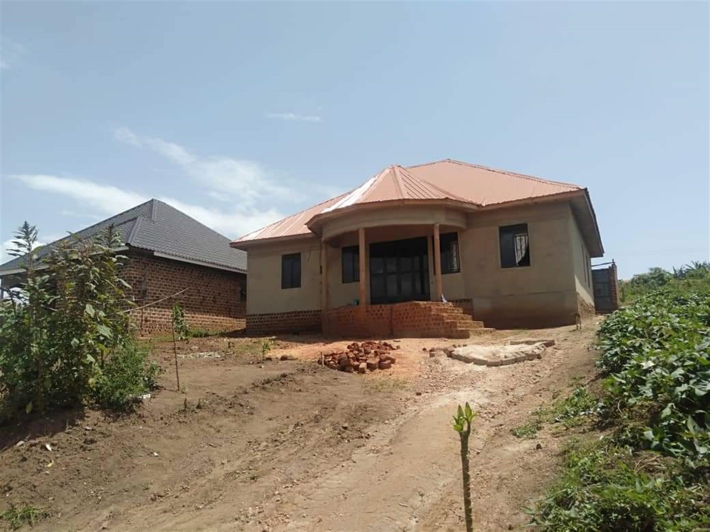 Shell House for sale in Kitovu Wakiso