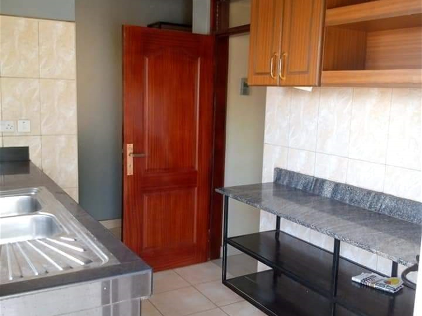 Apartment for rent in Kisaasi Kampala