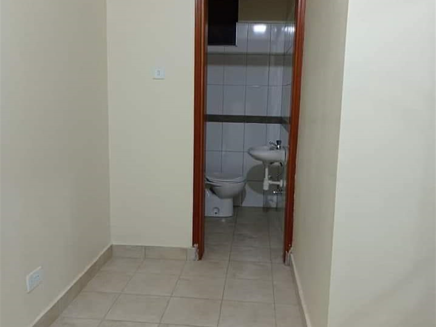 Apartment for rent in Kiwaatule Kampala