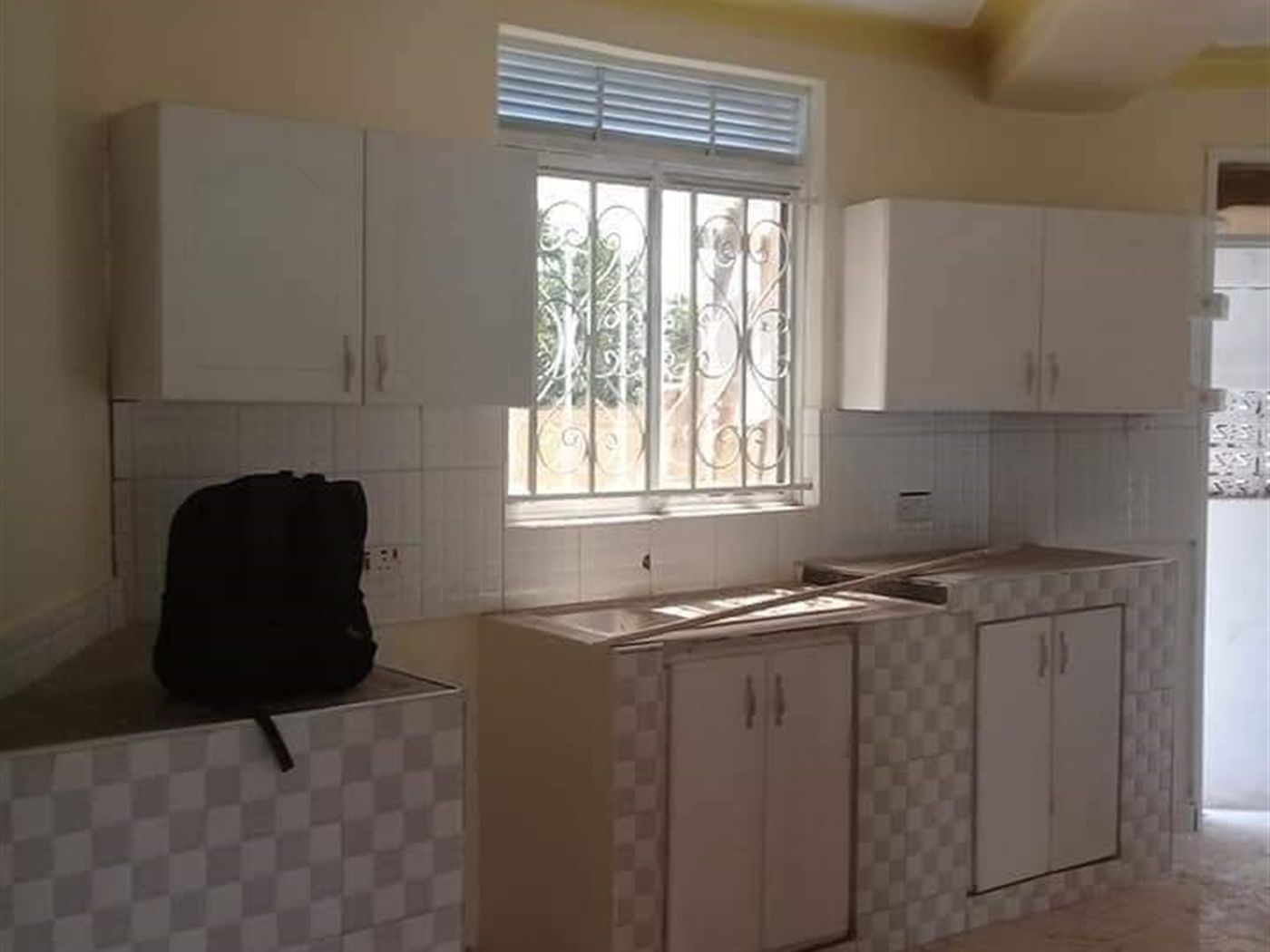 Bungalow for rent in Mpererwe Kampala