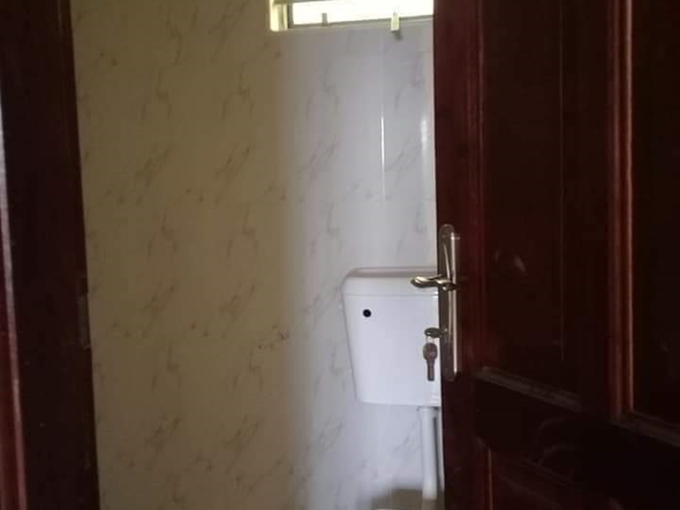 Semi Detached for rent in Mpererwe Kampala