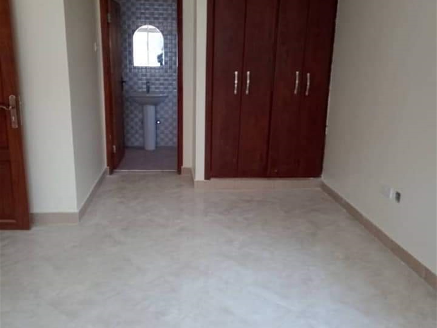 Semi Detached for rent in Namugongo Wakiso