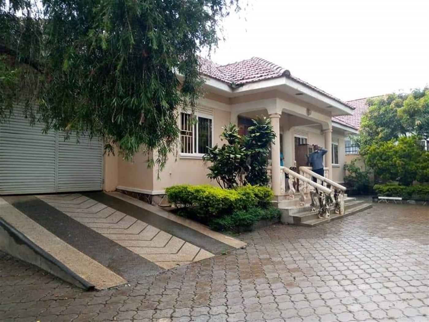 Bungalow for rent in Kira Wakiso