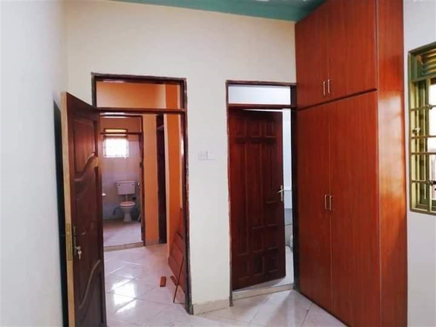 Bungalow for sale in Kira Wakiso