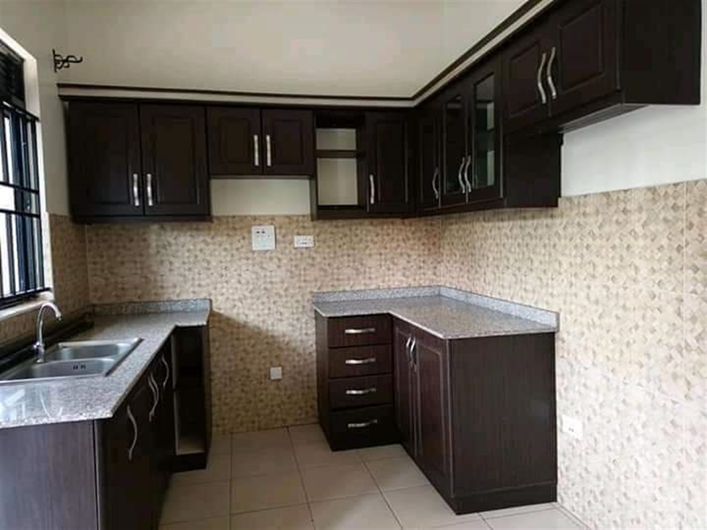 Apartment for rent in Namugongo Wakiso