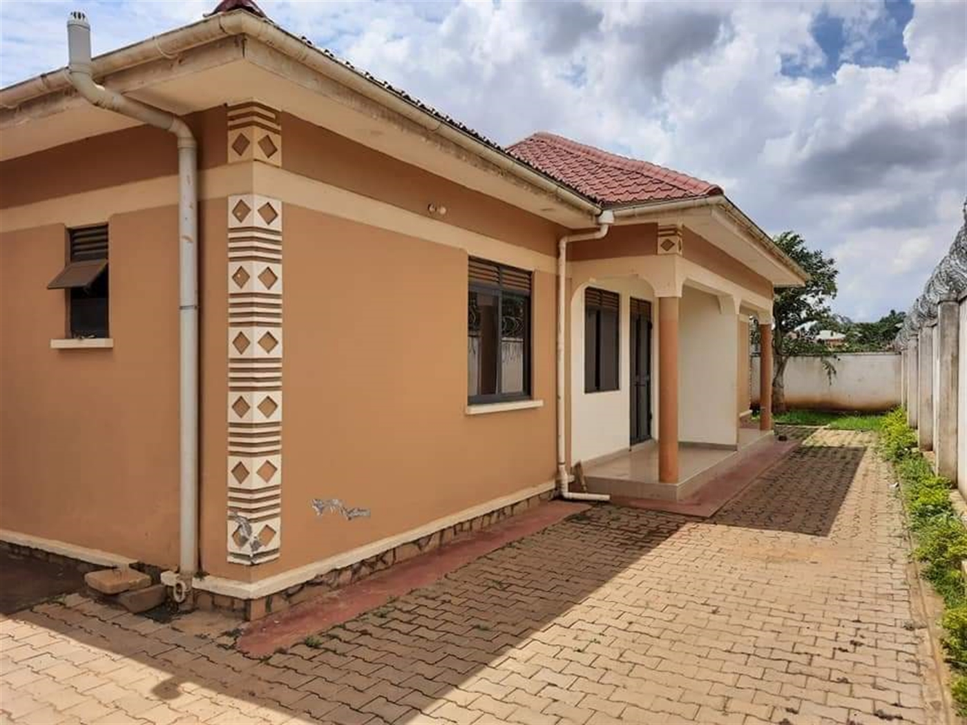 Semi Detached for rent in Kireka Wakiso