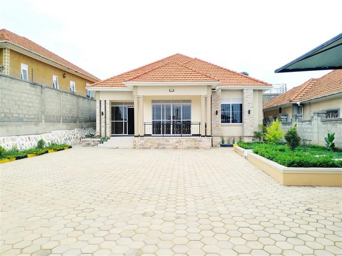 Bungalow for sale in Kira Wakiso