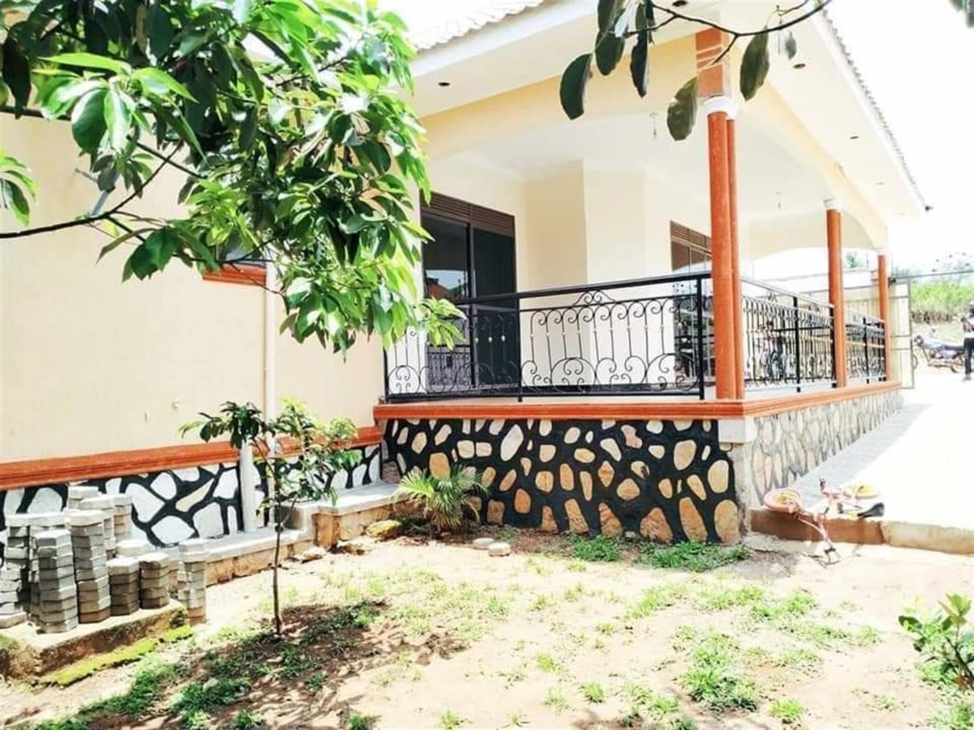 Bungalow for sale in Namugongo Wakiso