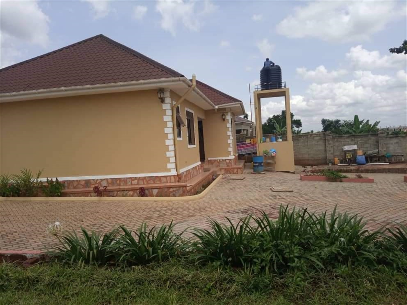 Bungalow for sale in Namugongo Wakiso