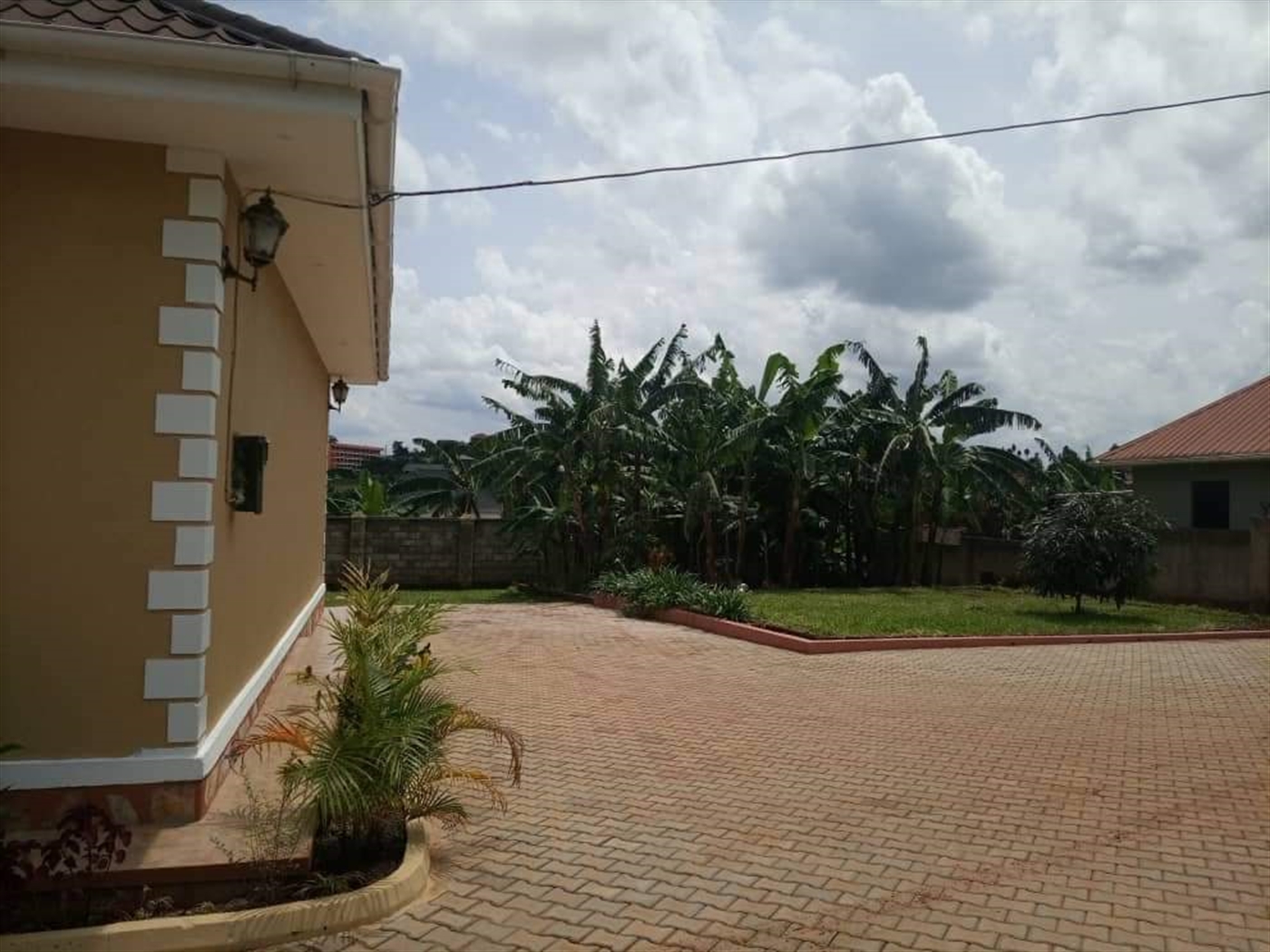 Bungalow for sale in Namugongo Wakiso