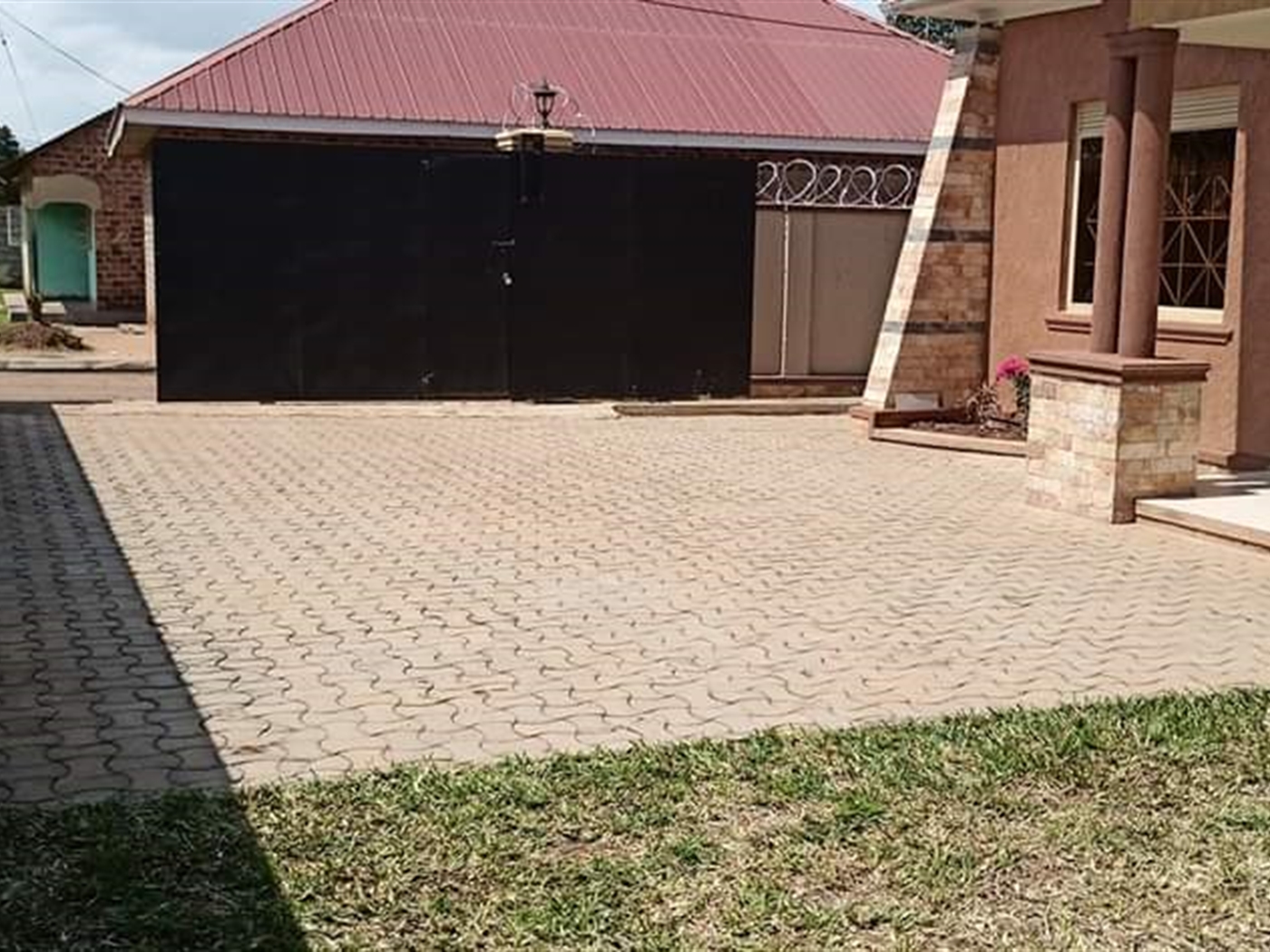 Bungalow for sale in Kira Wakiso