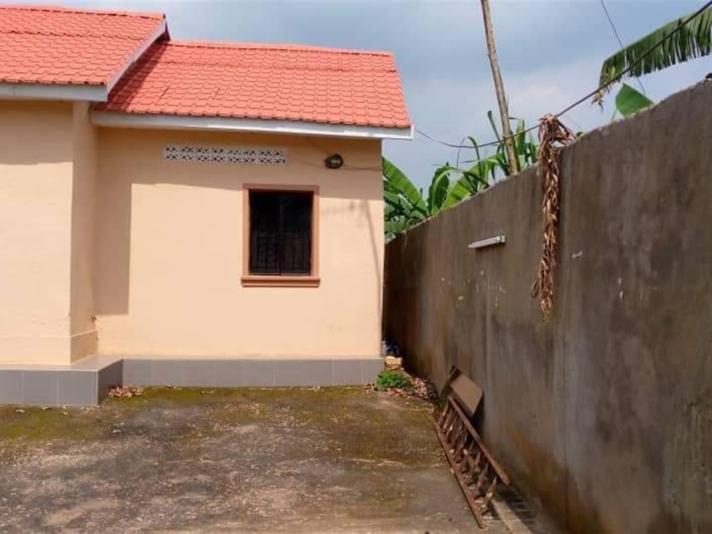 Bungalow for sale in Bombo Luweero