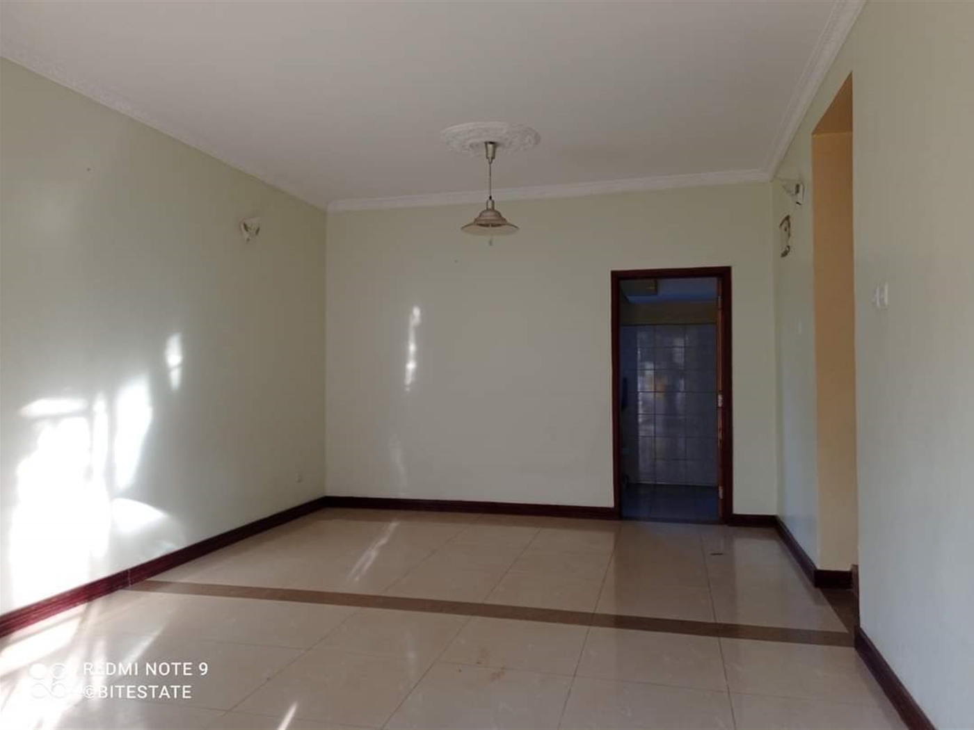 Storeyed house for rent in Naalya Wakiso