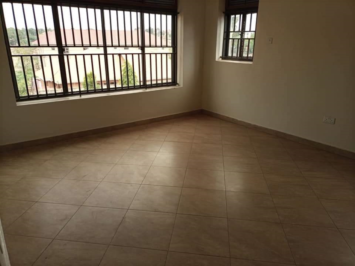 Storeyed house for rent in Naalya Wakiso