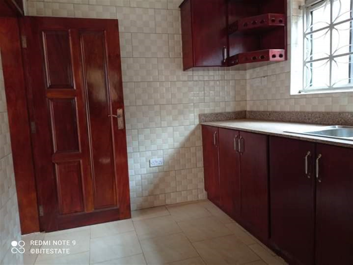 Apartment for rent in Naalya Wakiso