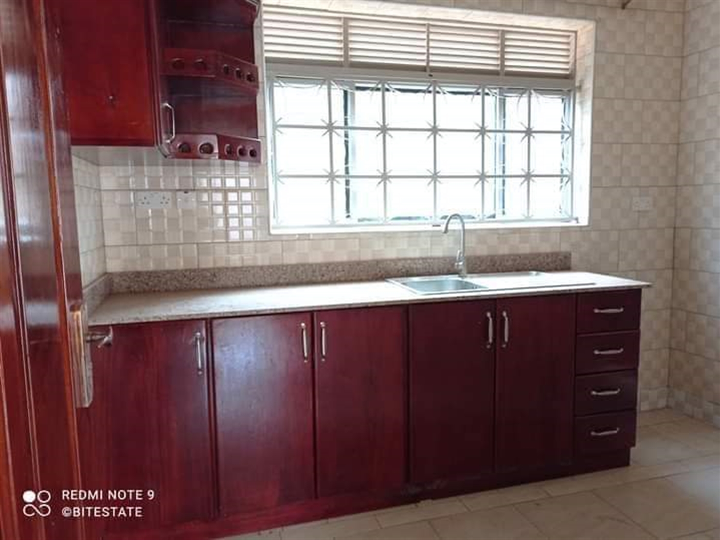 Apartment for rent in Naalya Wakiso