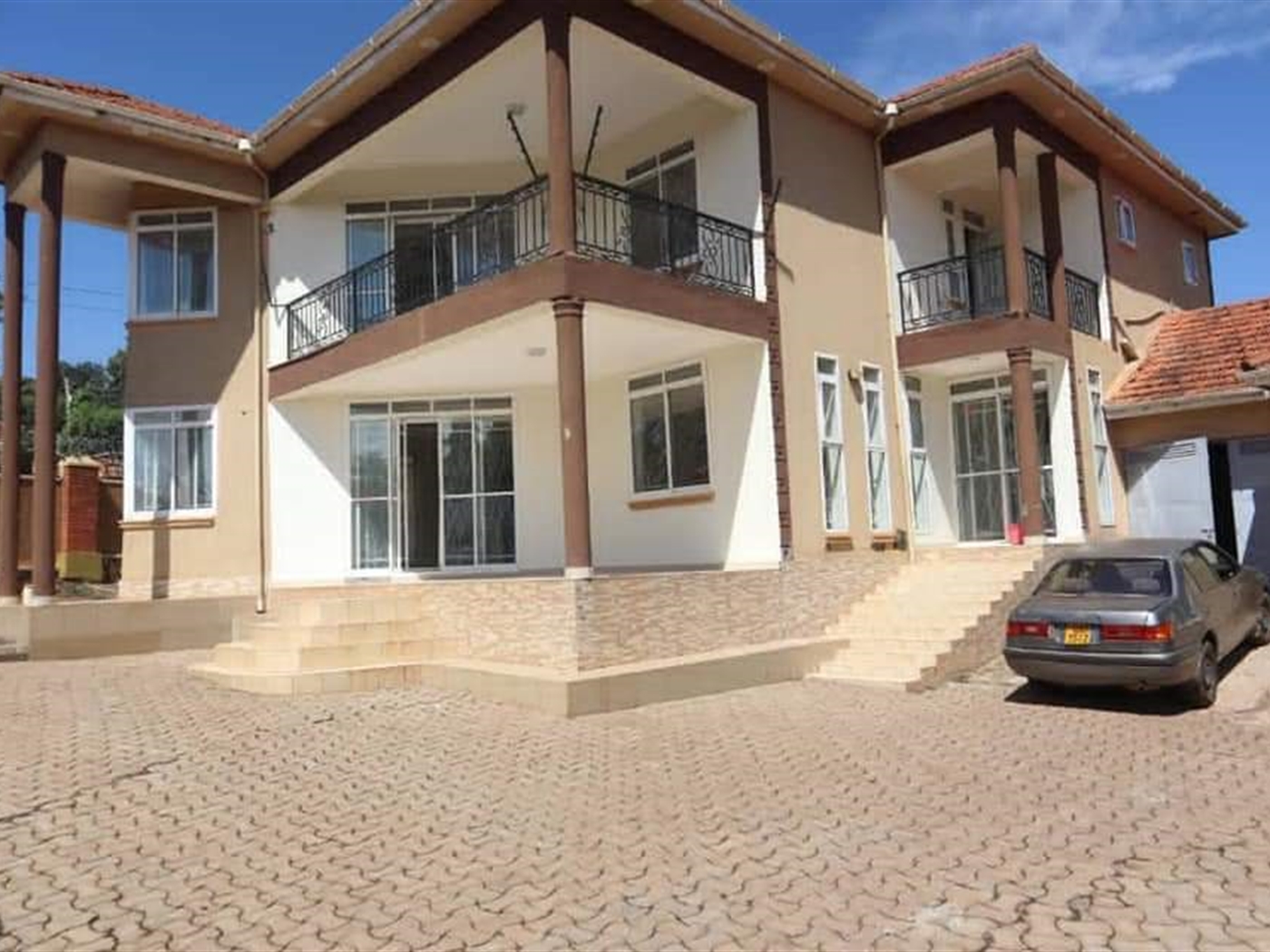 Storeyed house for rent in Bbunga Kampala