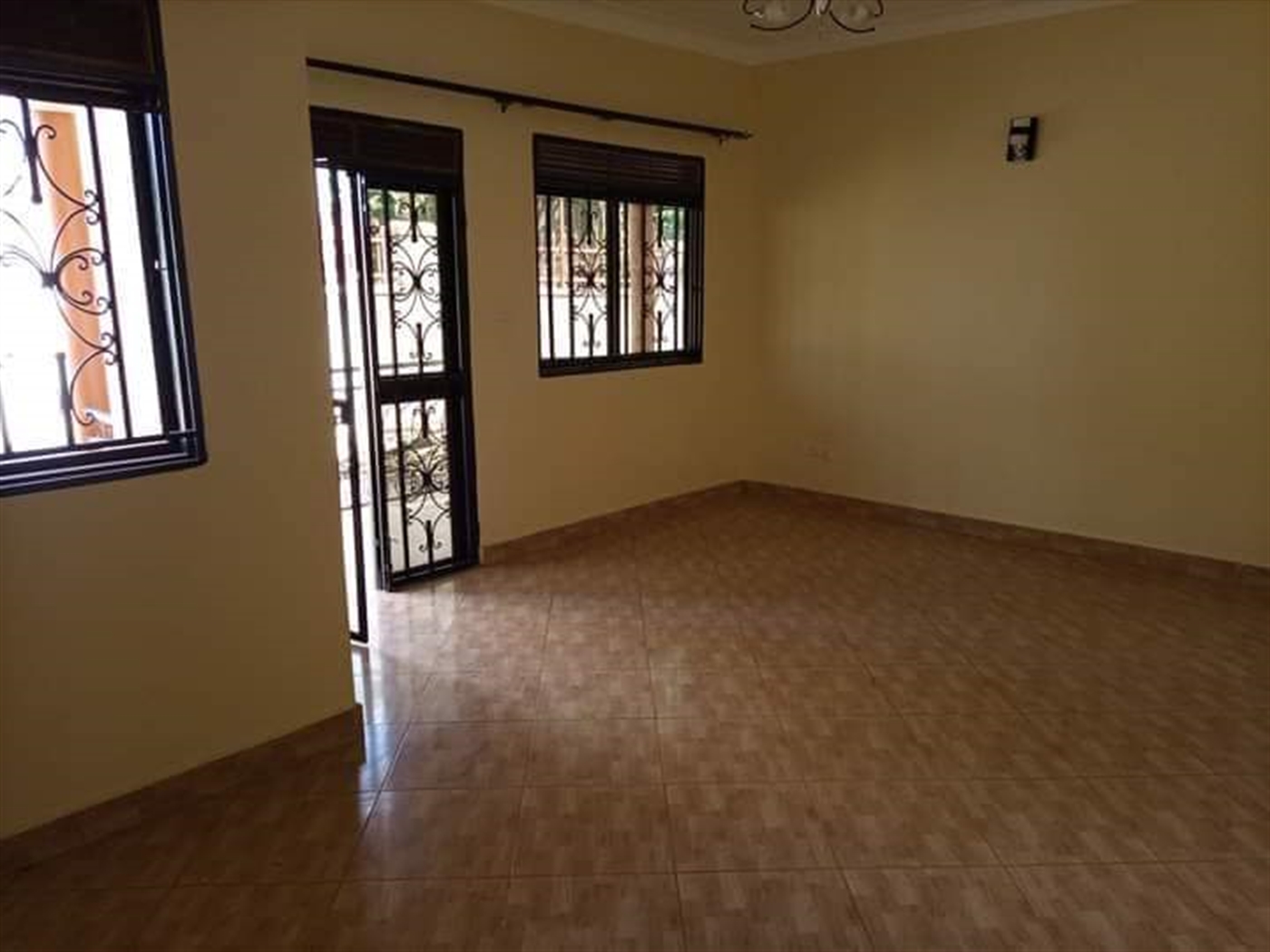 Semi Detached for rent in Namugongo Wakiso