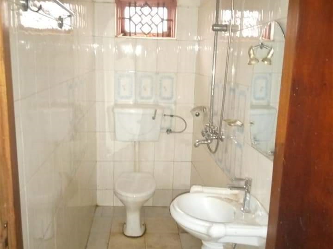 Bungalow for rent in Najjera Wakiso