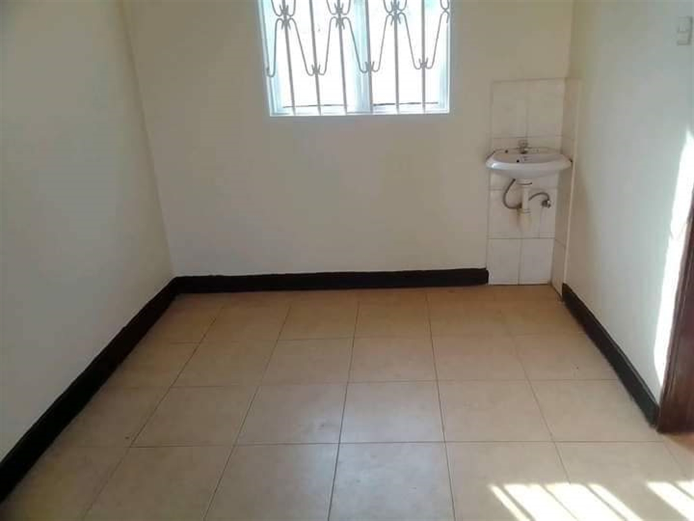 Bungalow for rent in Namugongo Wakiso