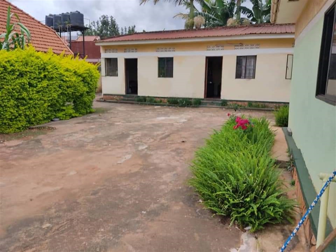 Bungalow for sale in Kiwaatule Kampala