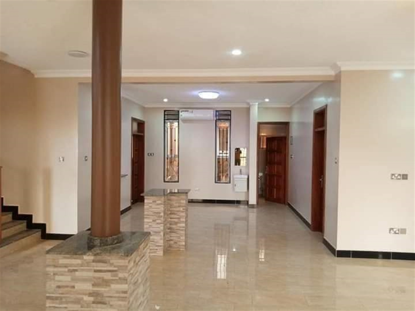 Mansion for sale in Kisaasi Kampala