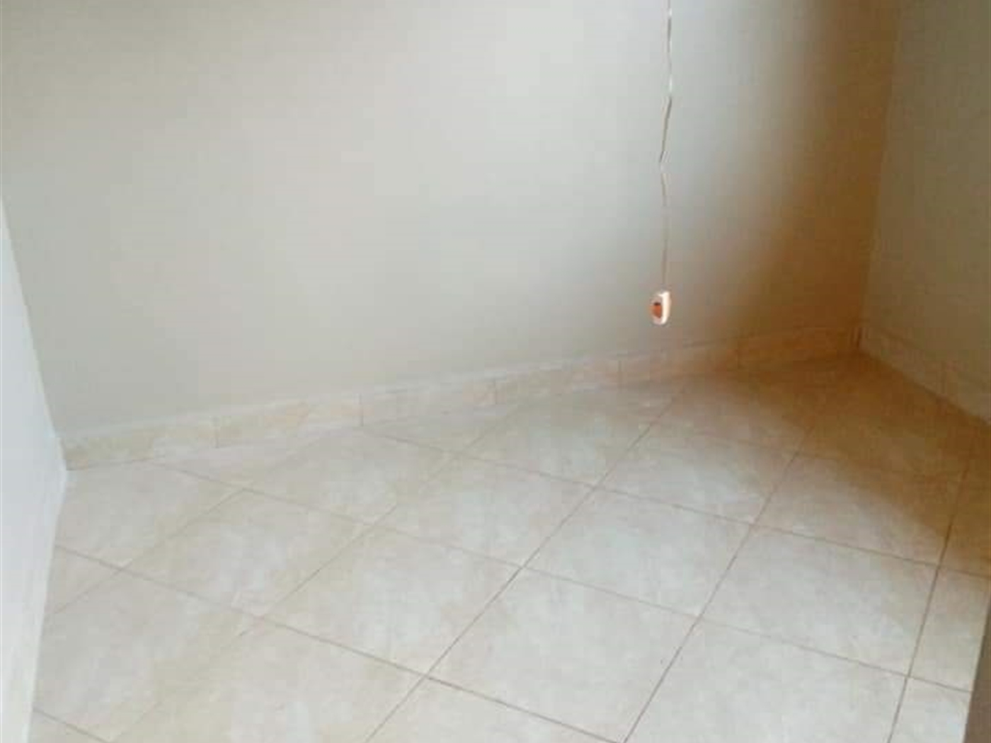 Semi Detached for rent in Bukoto Kampala