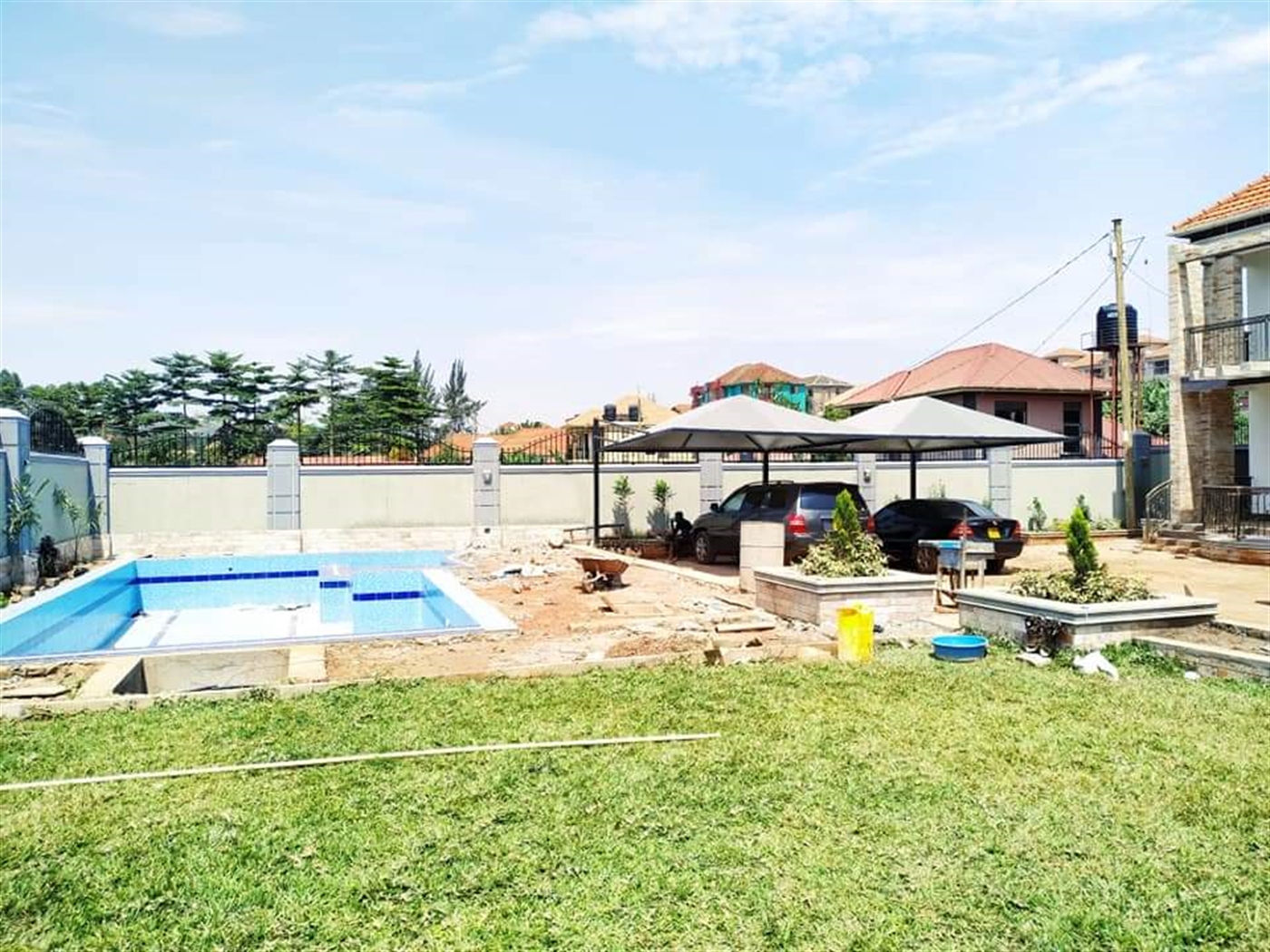 Mansion for sale in Kisaasi Kampala