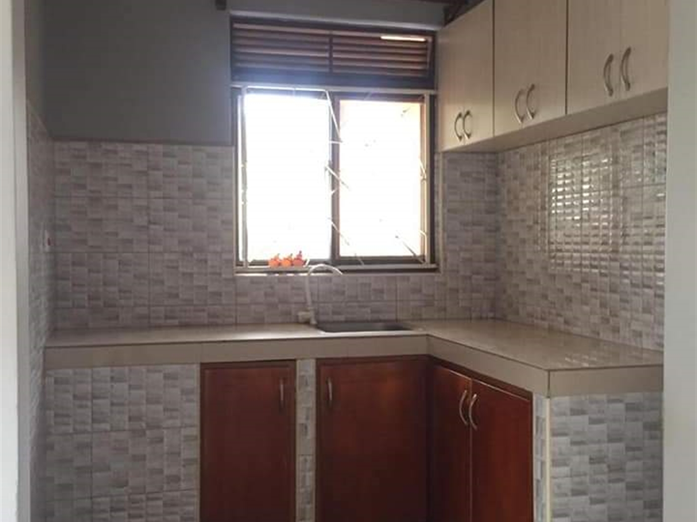 Semi Detached for rent in Kyanja Kampala