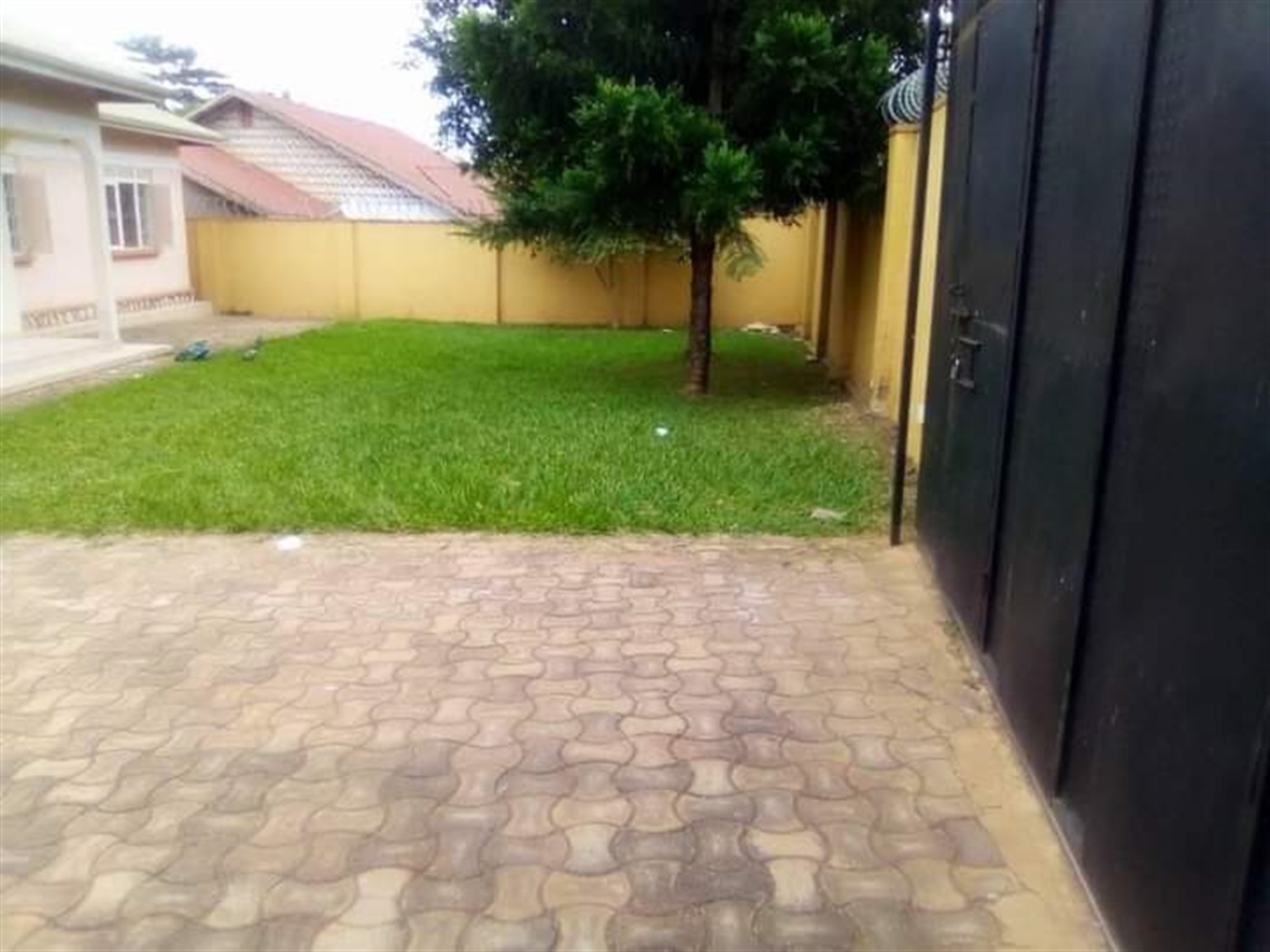 Bungalow for rent in Namugongo Wakiso